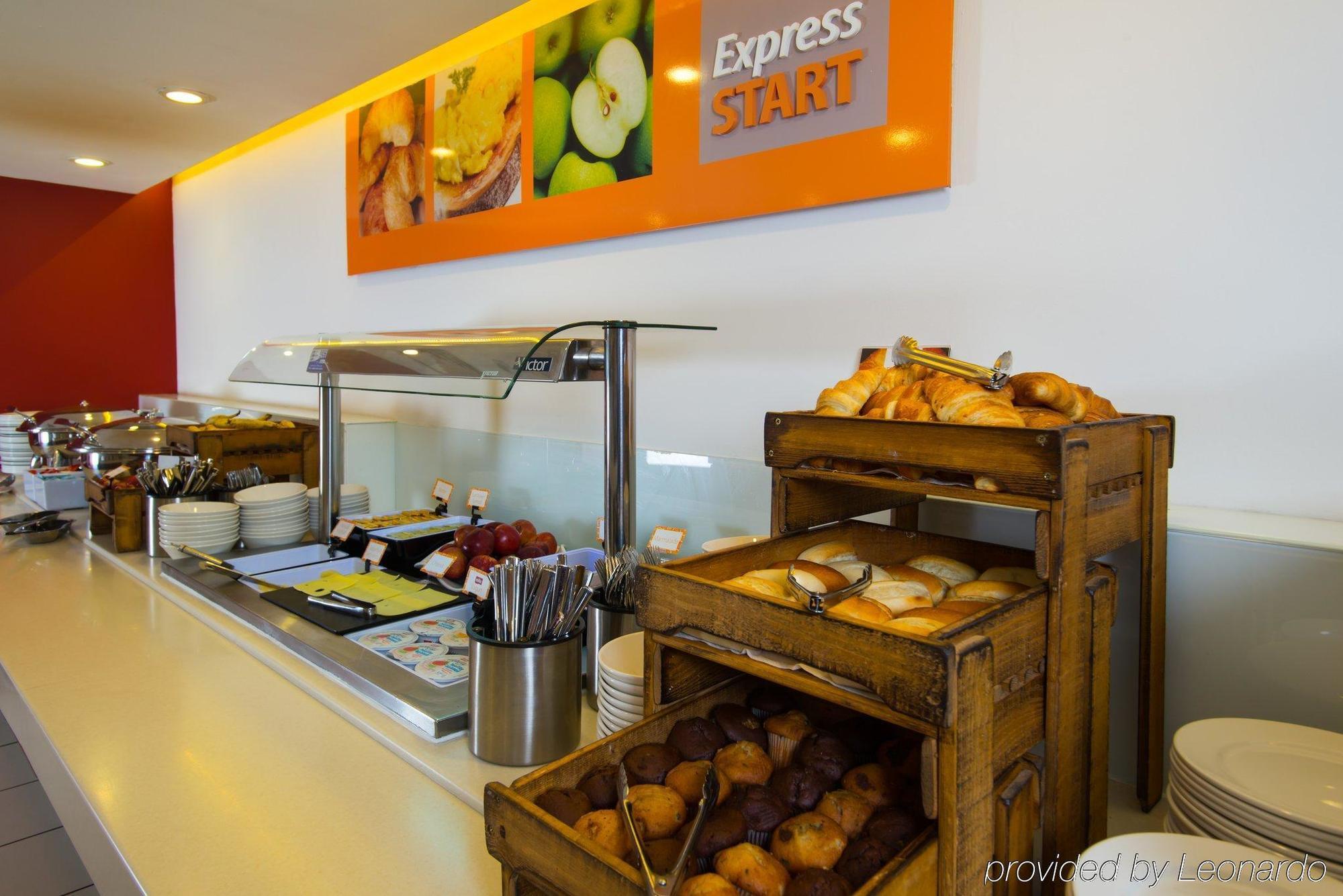 Express - Salford Quays By Ihg Hotel 3*